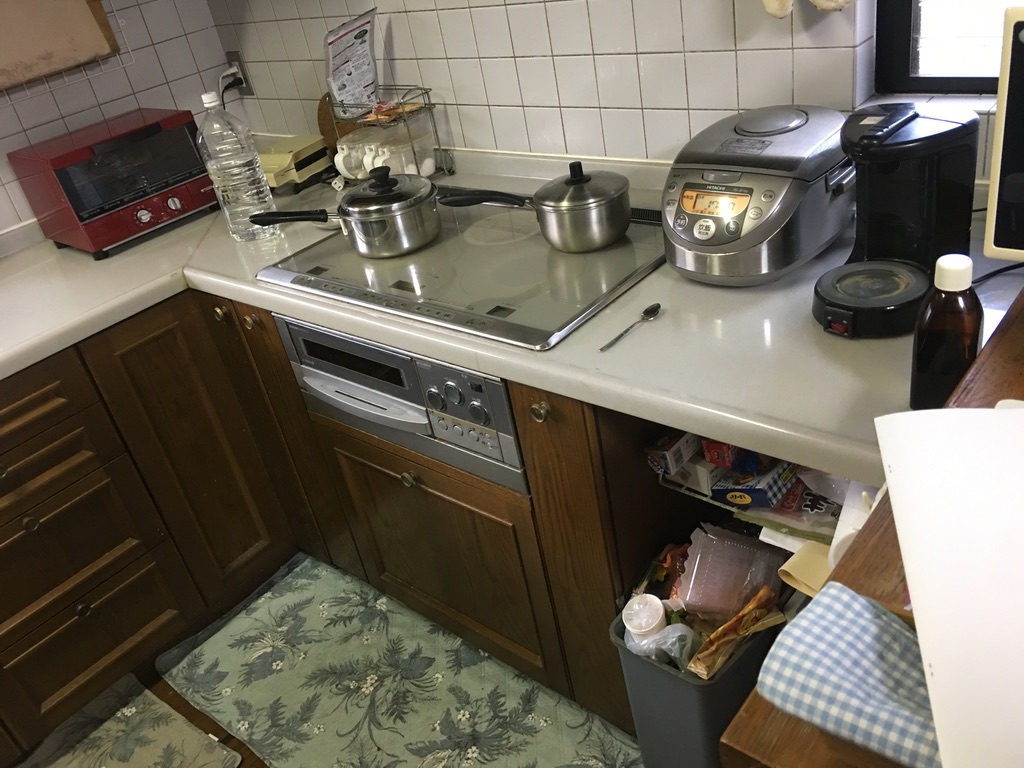 Before: コンロ側