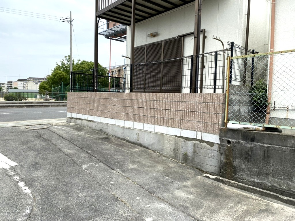 After: 倒壊したブロック塀の全面修復